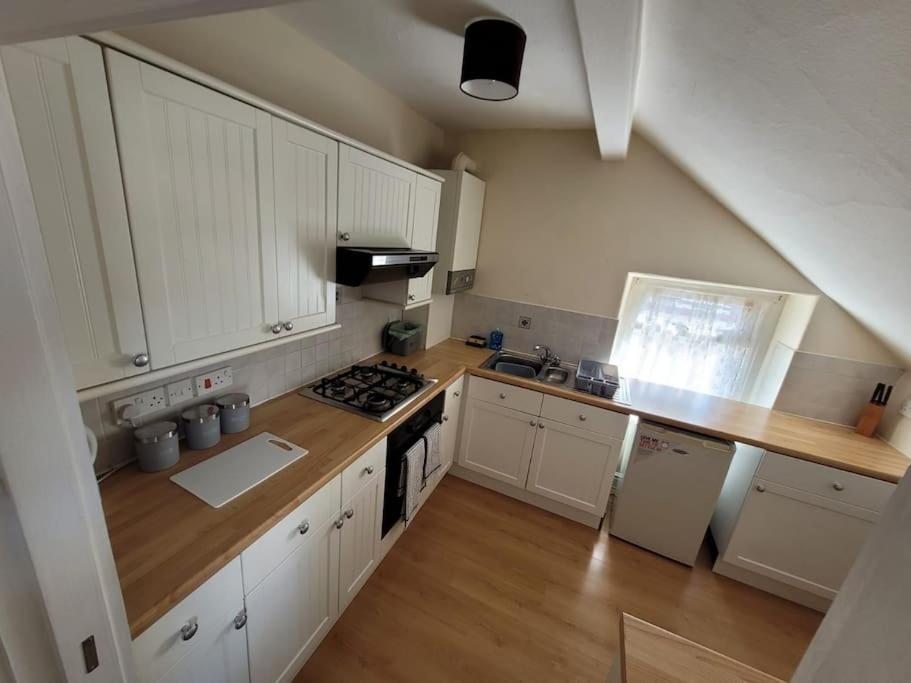 Spacious Cosy Apartment Llandudno Exterior photo